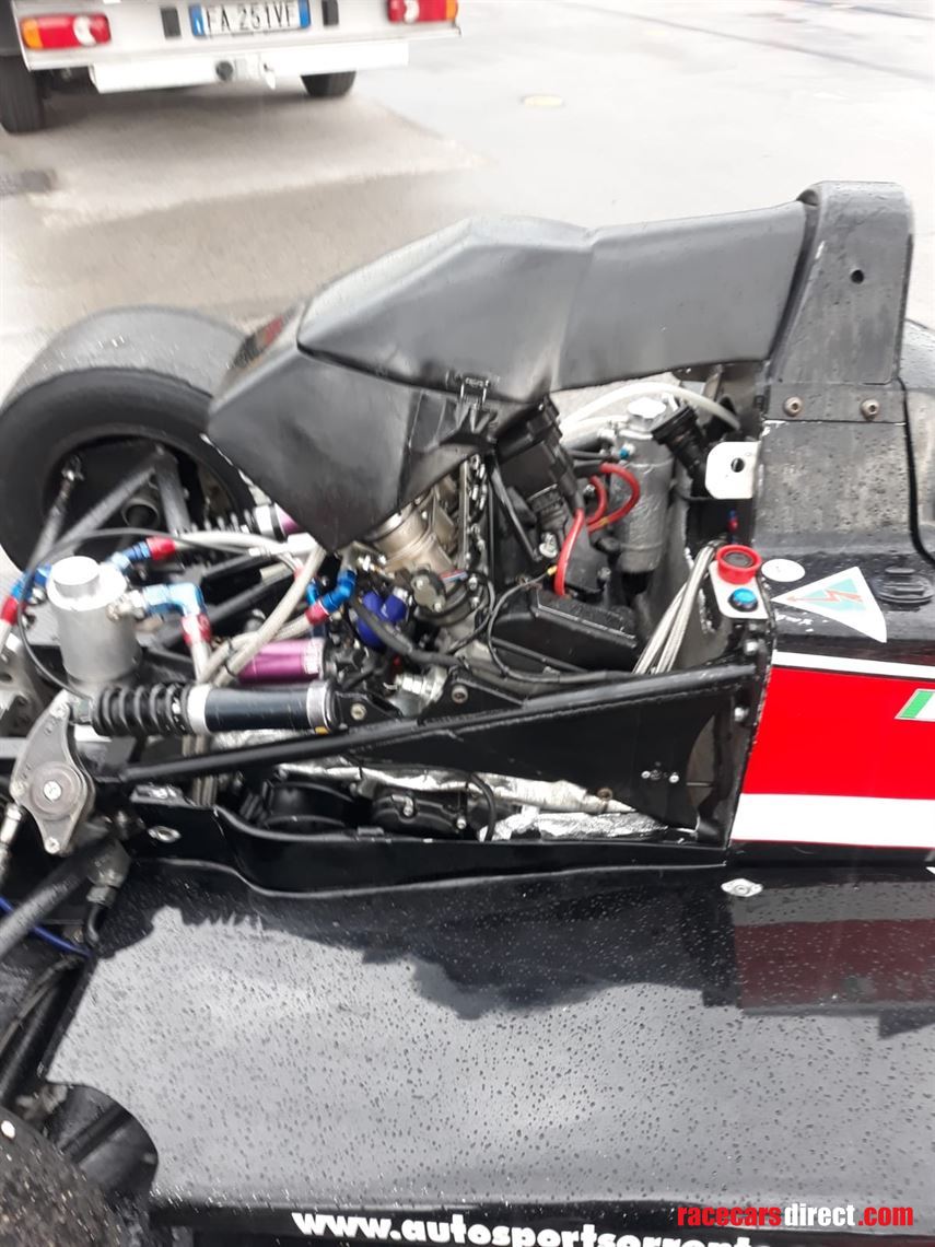 dallara-f302-with-suzuki-k8-1400cc