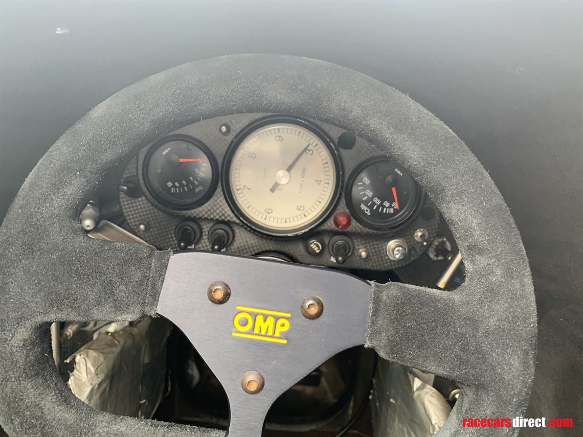 f3-f389-dallara-with-vw-brabham-judd-engine