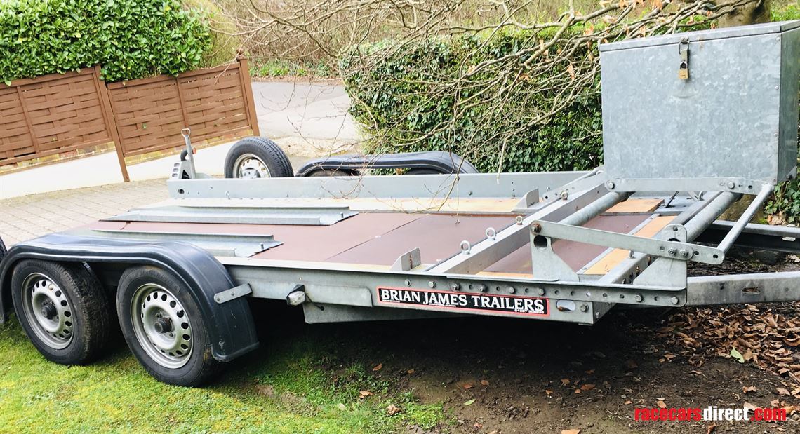 brian-james-clubman-twin-axle-trailer