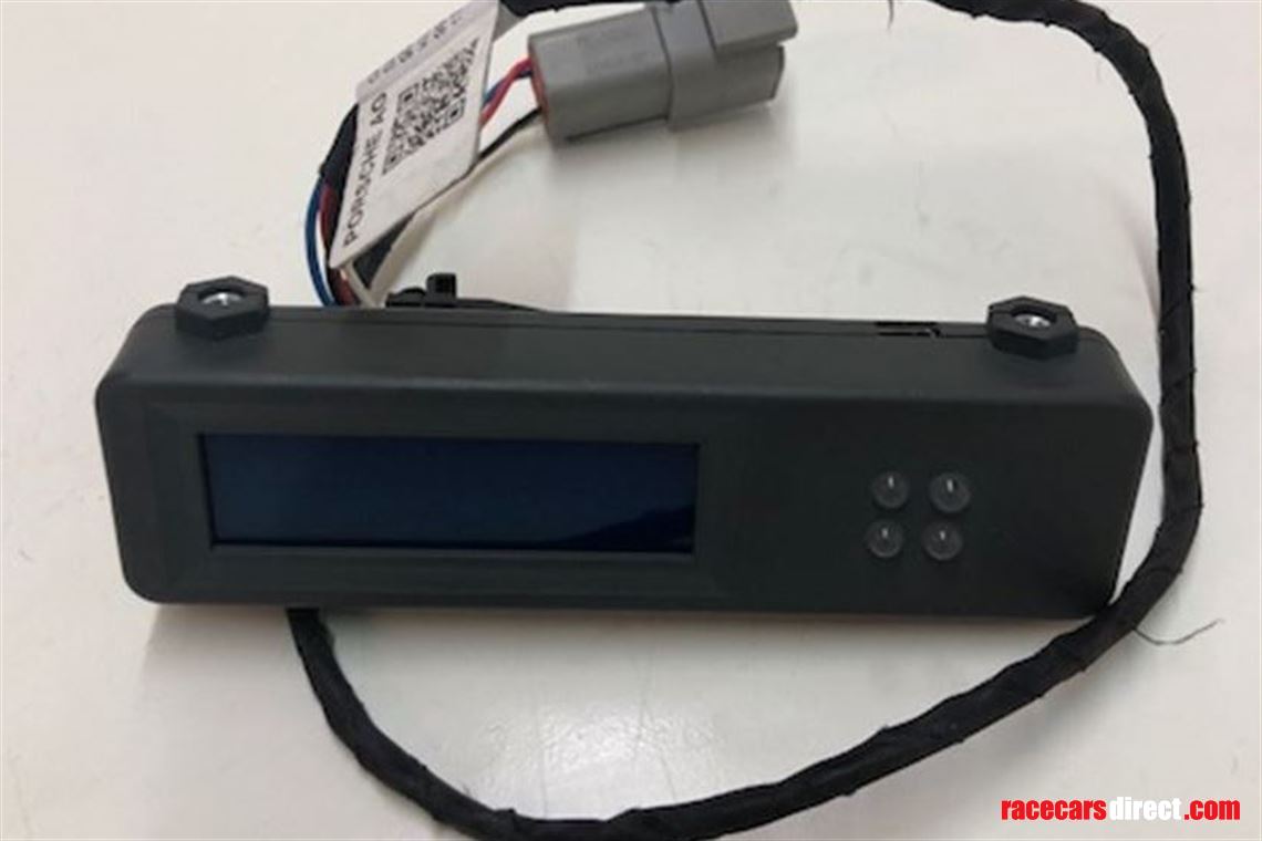 porsche-997-digital-oil-level-display