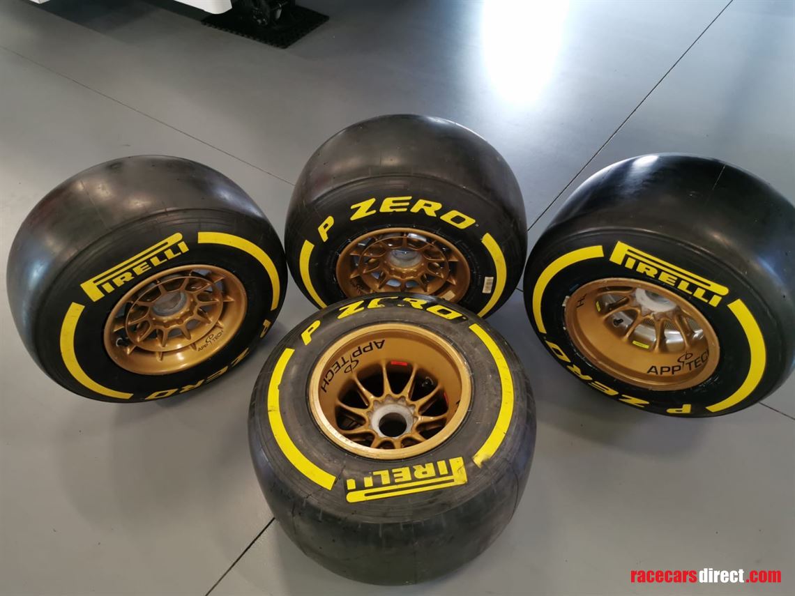 formula-1-wheel-set