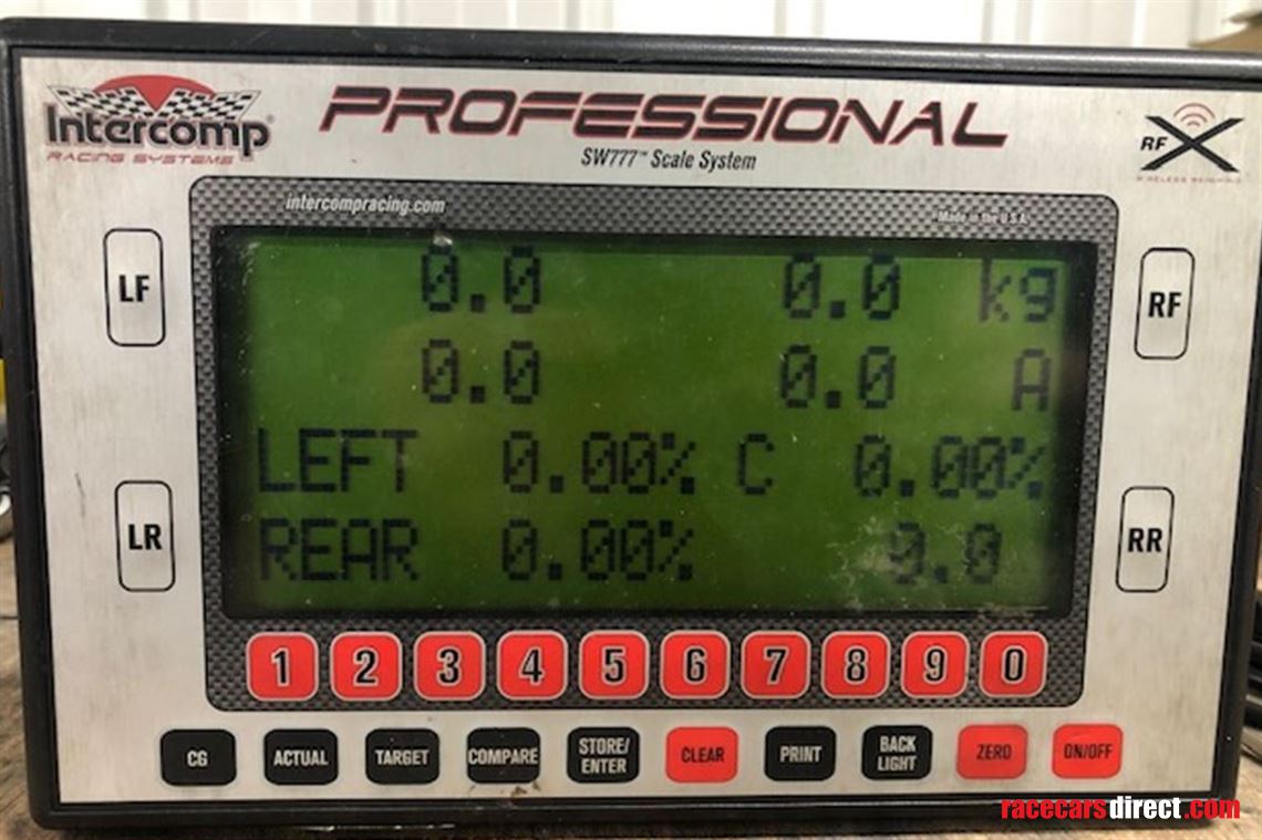 intercomp-professional-scales-and-roll-off-le