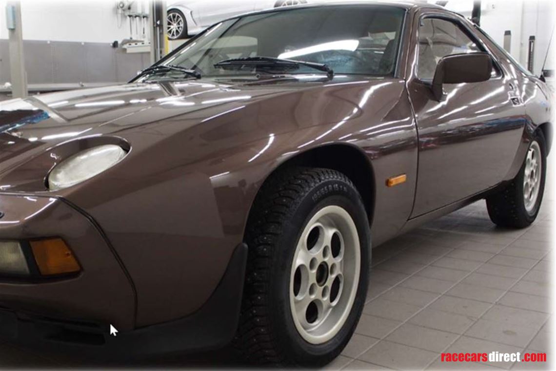 porsche-928-1979