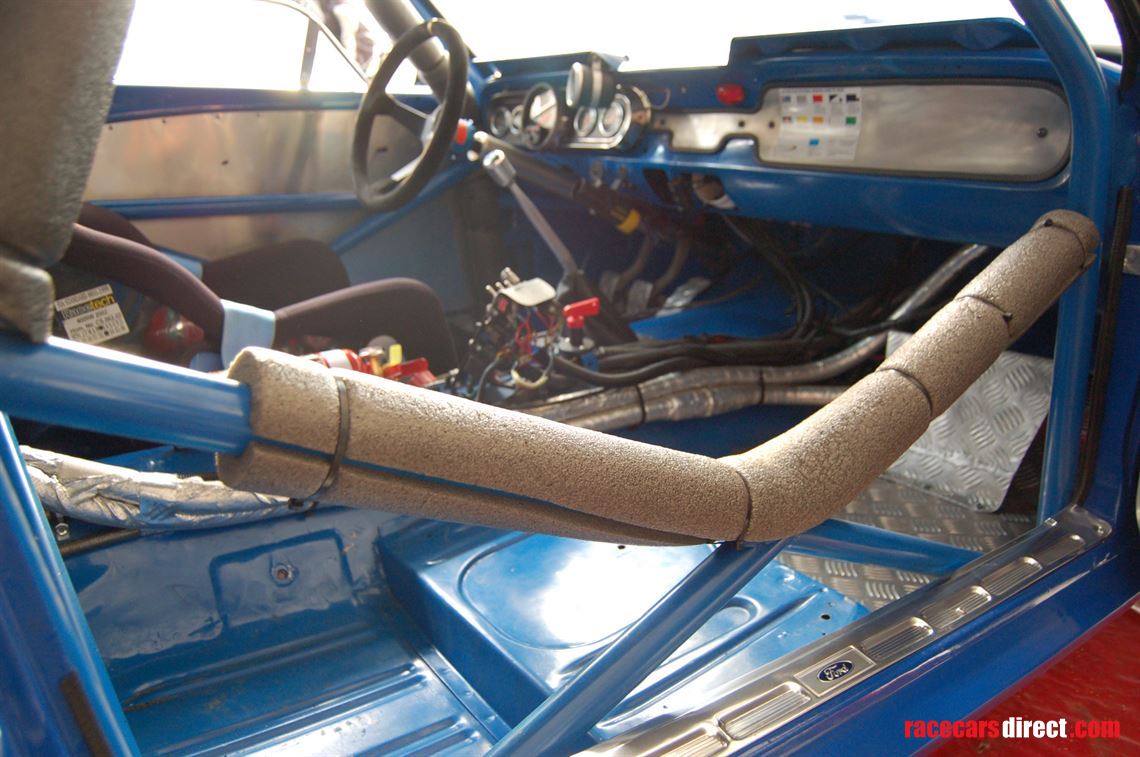 1965-ford-mustang-gt410