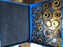 10-x-hewland-ld200-gearsets