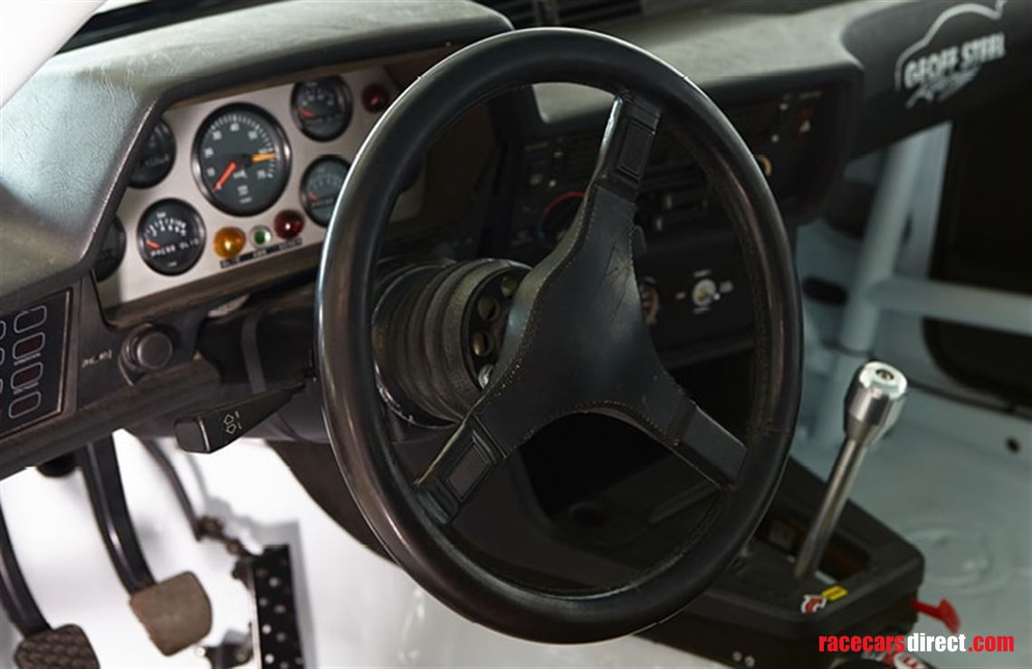 bmw-e24-635-group-a-car-ra1-08