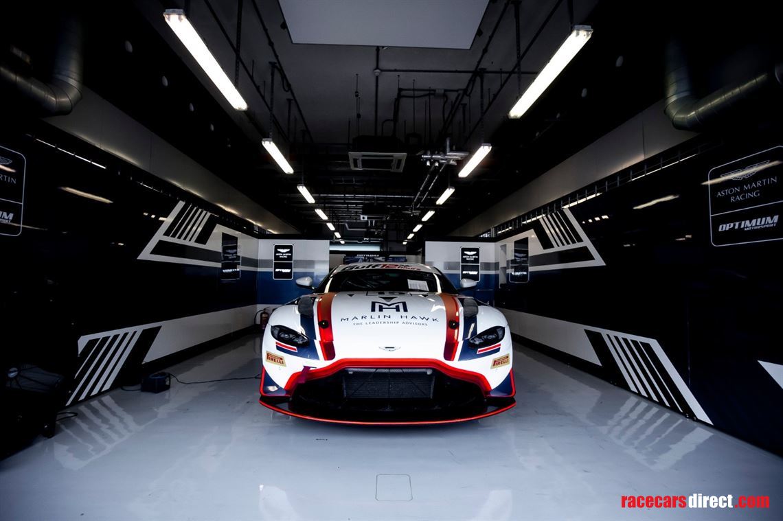 aston-martin-gt4-2019-with-2020-hot-climate-k