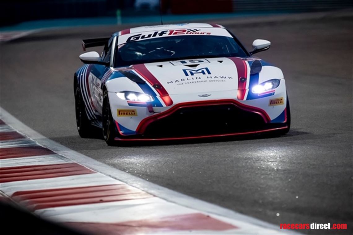 aston-martin-gt4-2019-with-2020-hot-climate-k
