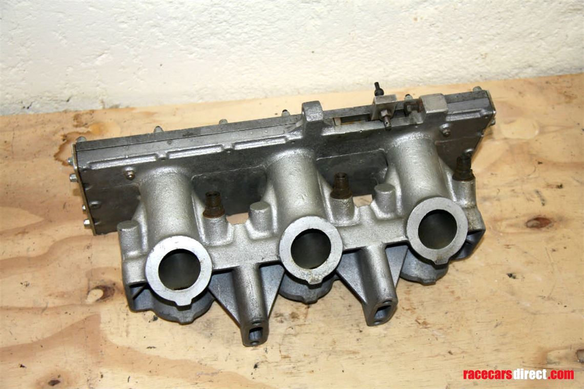 ferrari-dino-v6-slide-throttle-injection-mani