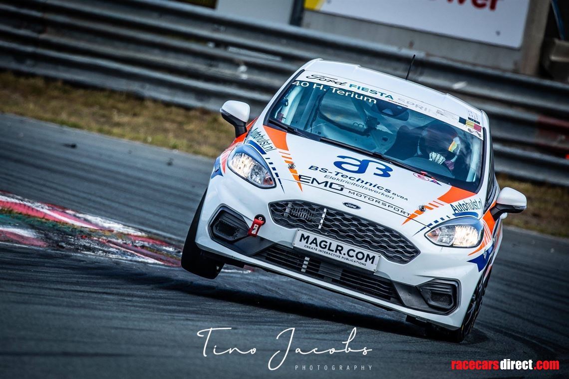 ford-fiesta-cup-race-car-for-sale