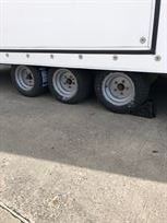 brian-james-motor-shuttle-triple-axle-tilt-be