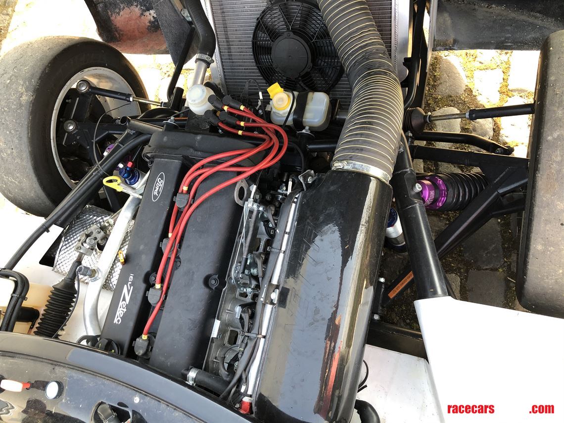 ginetta-g40--gt5-lhd-with-9k-euro-spares-pack