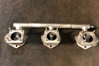 mint-austin-healey-3000-triple-su-intake-mani