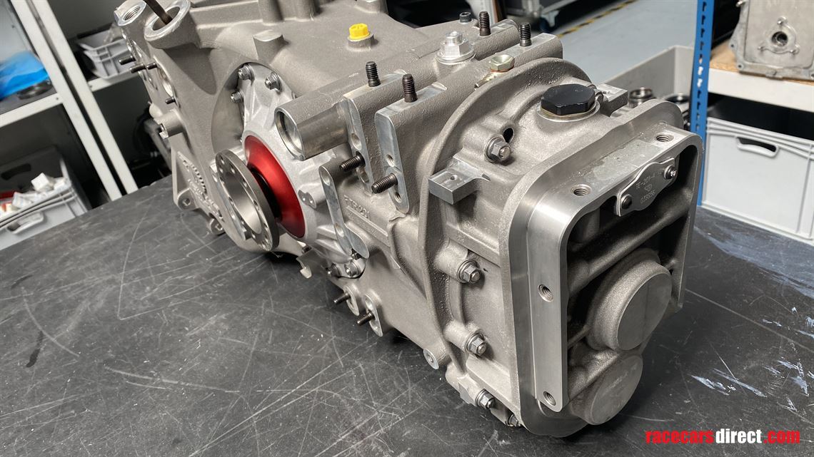 brand-new-hewland-ftr-gearbox