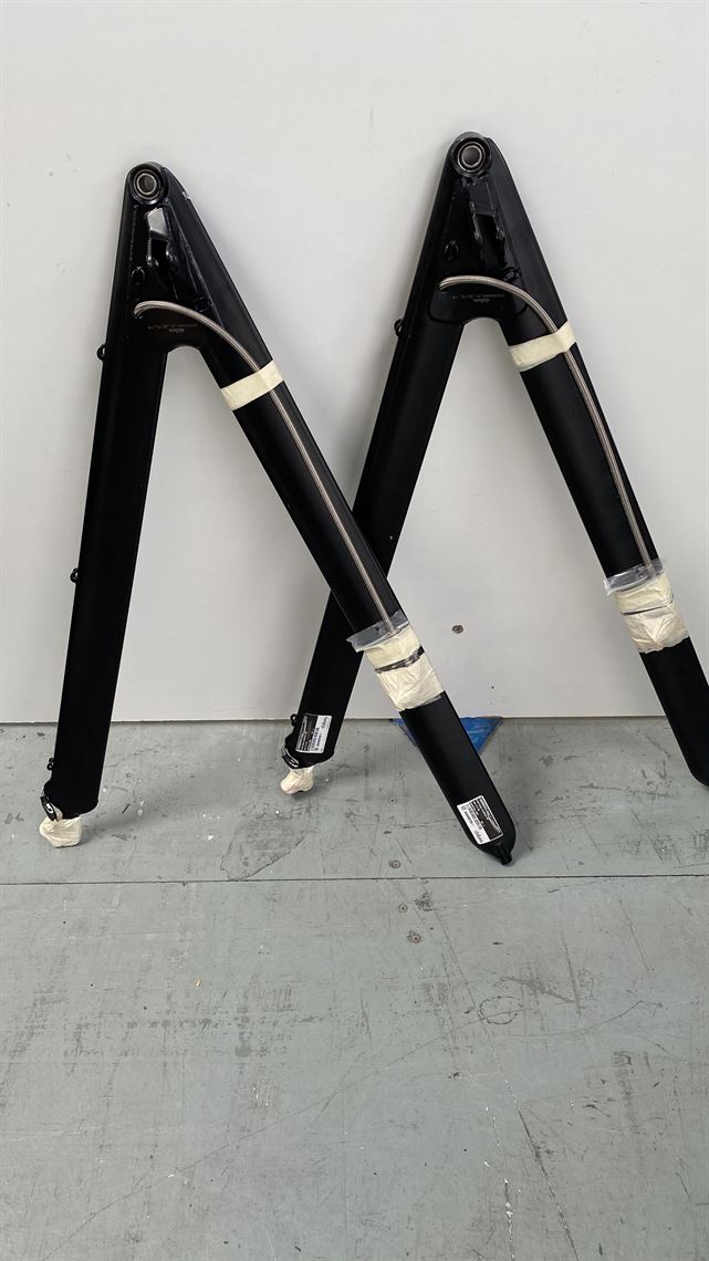 dallara-f308-lower-front-wishbone