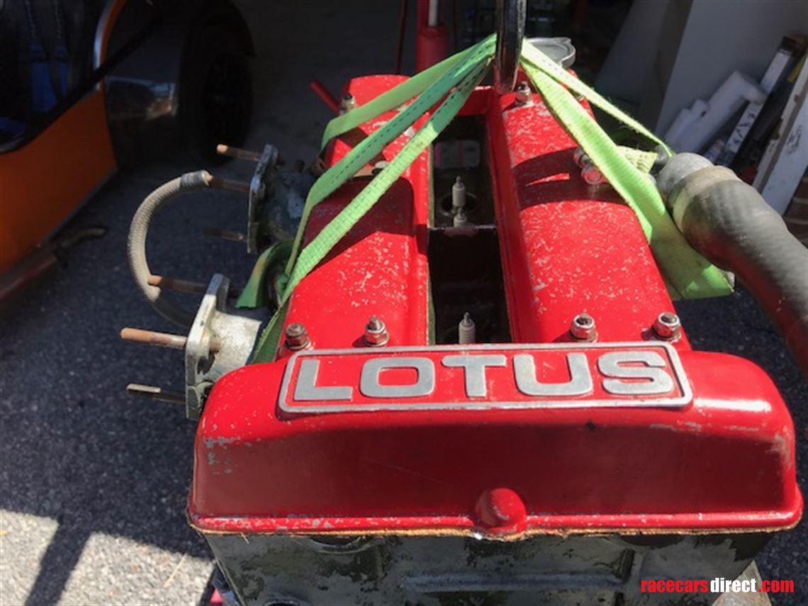 lotus-twincam-engine-for-lotus-cortina-lotus
