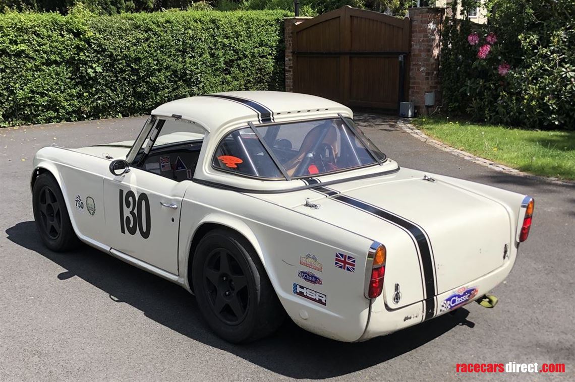 triumph-tr5-1969-long-successful-pedigree-roa