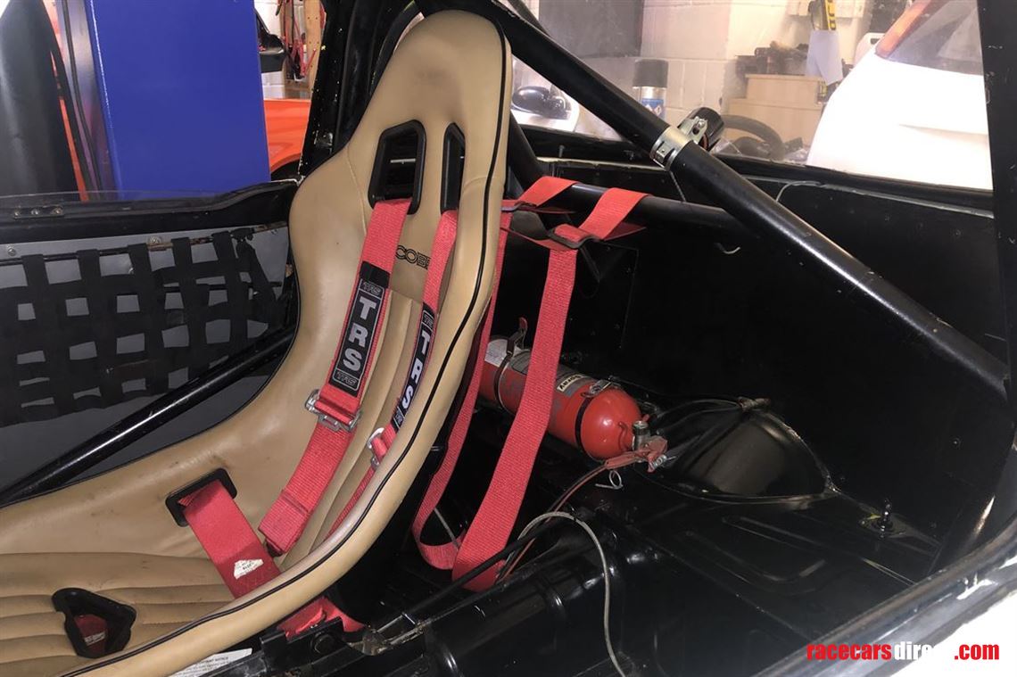 triumph-tr5-1969-long-successful-pedigree-roa