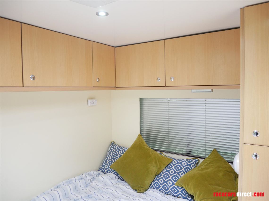 hopkins-3-car-transporter-with-living