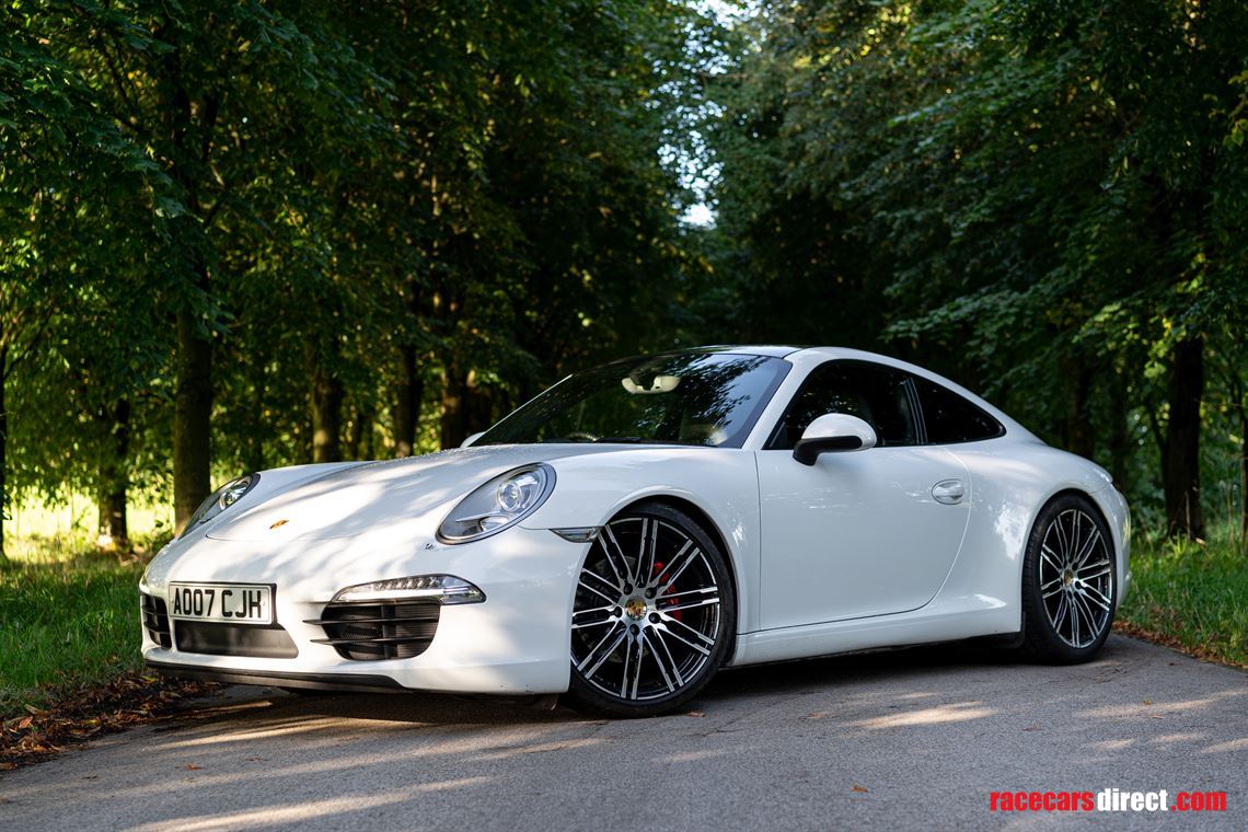 porsche-911-991-carrera