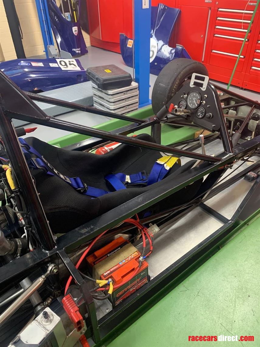 reynard-sf79-formula-ford-2000