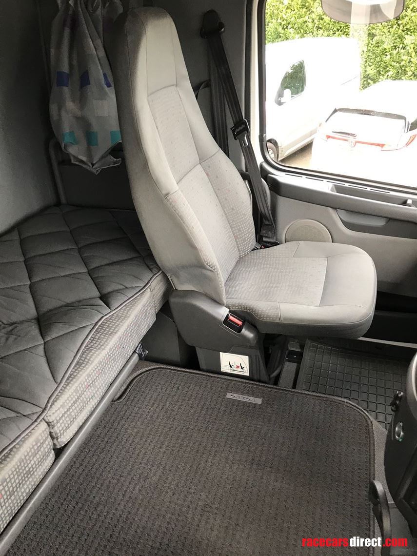 volvo-fh12-globetrotter-2003-with-only-156392