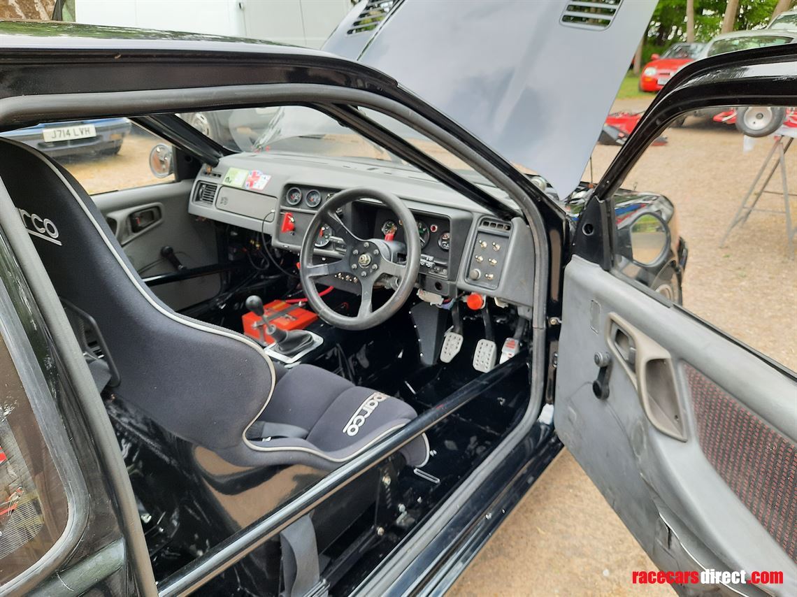 sierra-rs500-cosworth-group-a-touring-car