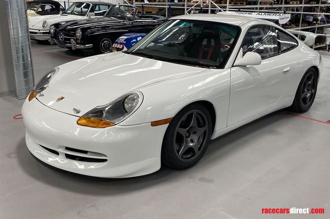 porsche-996-cup-car