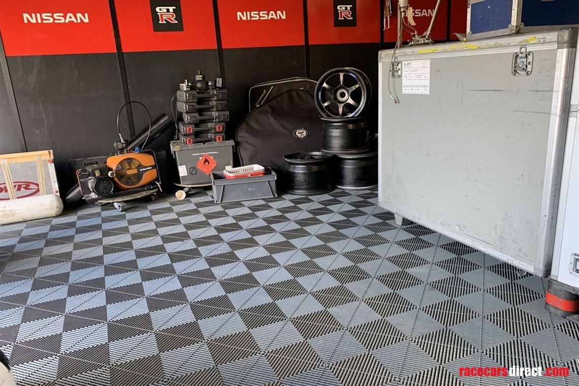 swisstrax-pit-garage-flooring