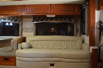 fleetwood-revolution-with-viewing-platform