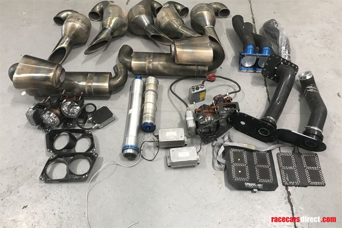 misc-mercedes-gt3-sls-spares-shafts-lights-ex
