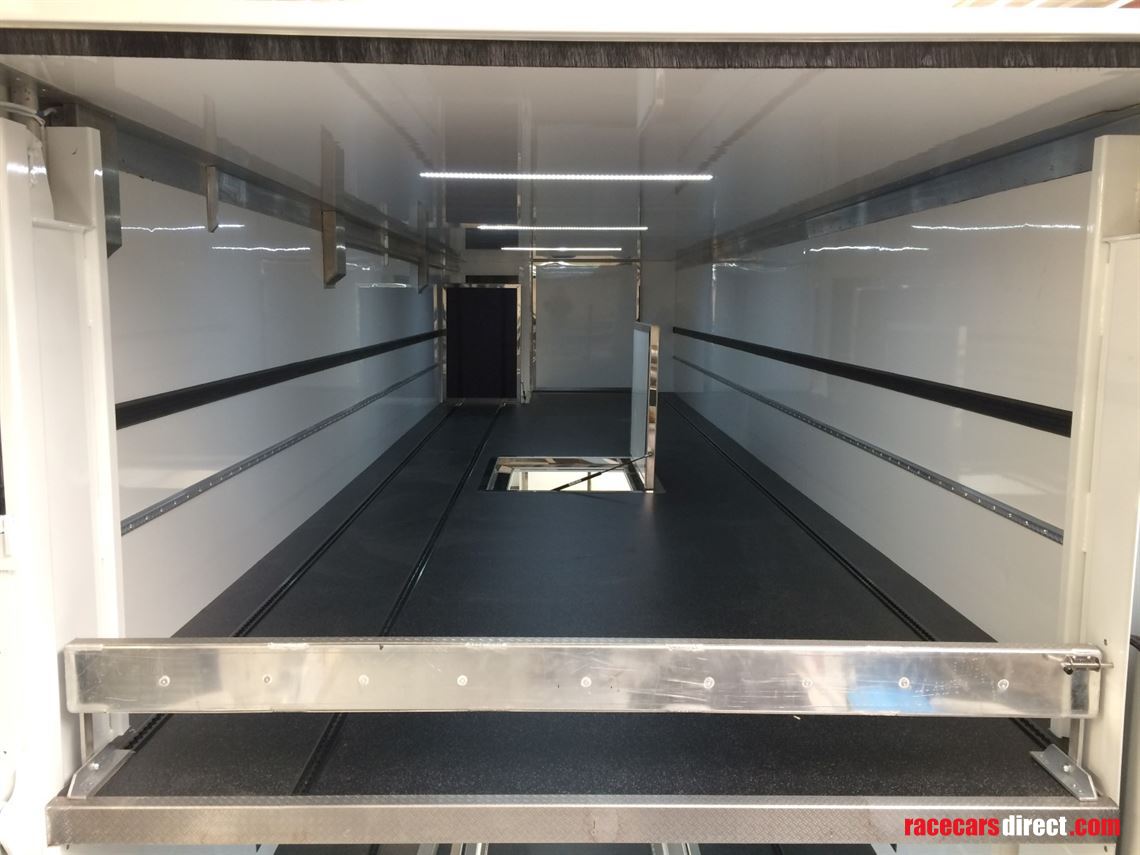 hopkins-two-gt-car-or-four-formula-car-transp