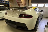 2009-aston-martin-vantage-gt4