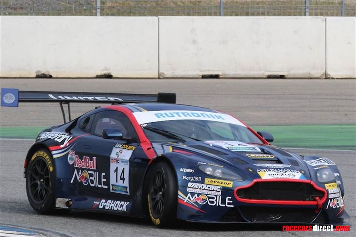 aston-martin-vantage-v12-gt3
