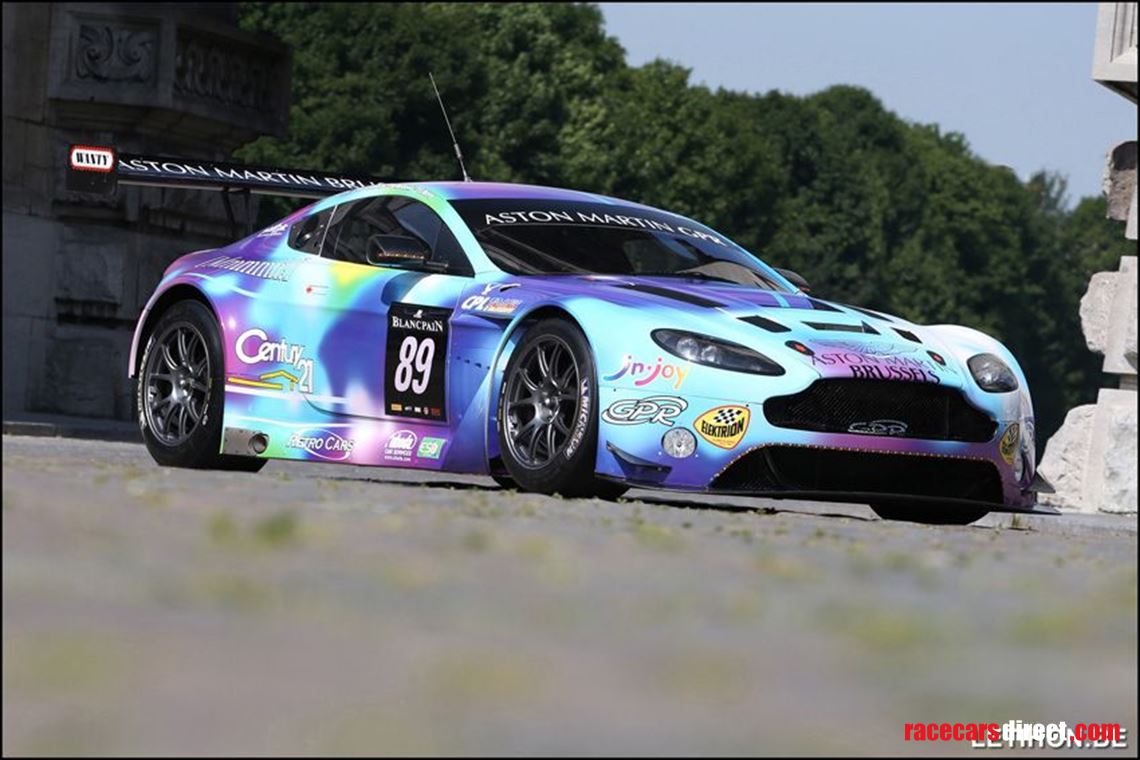 aston-martin-vantage-v12-gt3