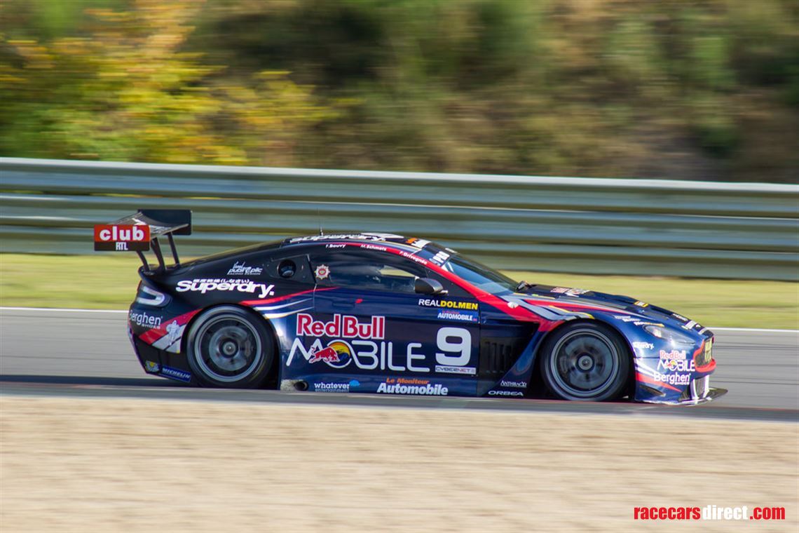 aston-martin-vantage-v12-gt3