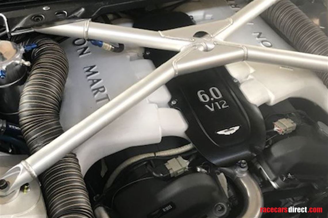 aston-martin-vantage-v12-gt3