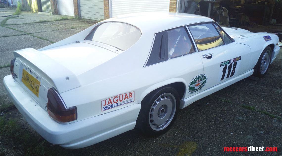 jaguar-xjs-race-car