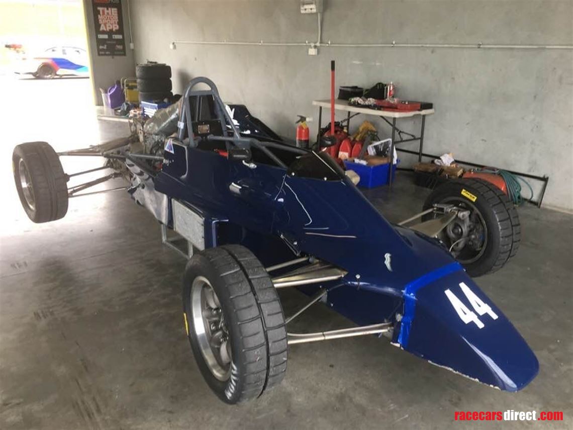 van-diemen-formula-ford-rf85