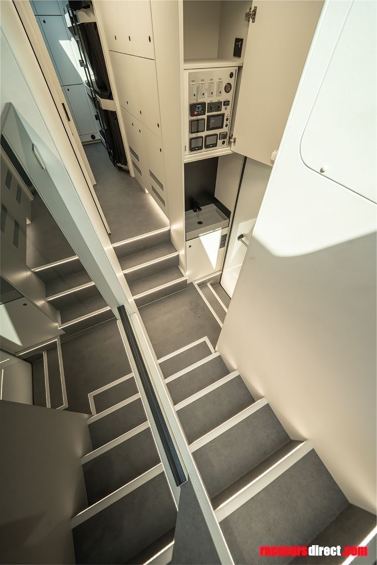 pro-series-race-trailer-by-stella-works