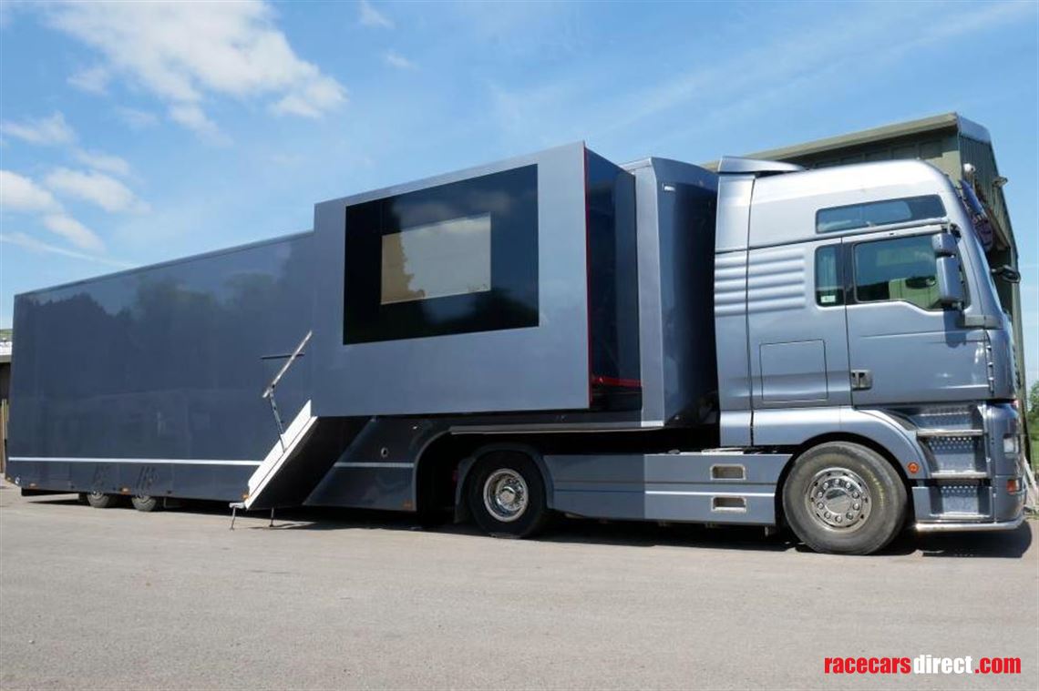 two-car-transporter-with-twin-slide-outs