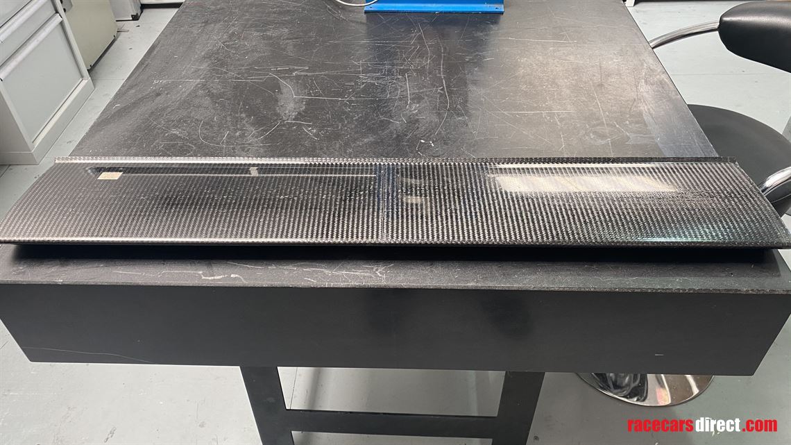 f312-uhdf-rear-wing-flap