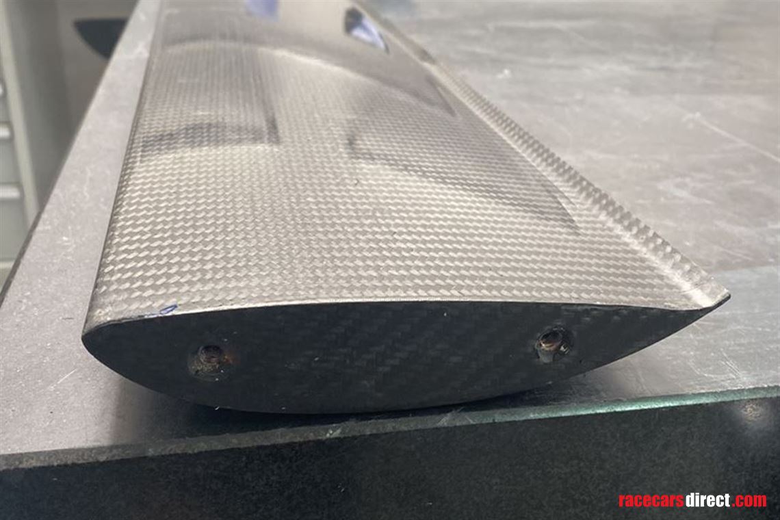 f312-uhdf-rear-wing-flap