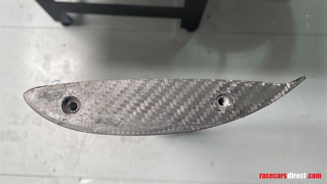 f312-uhdf-rear-wing-flap