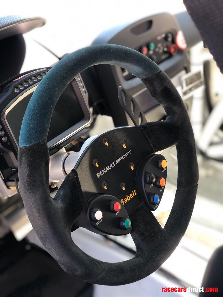 clio-cup-gen-4-race-car---deposit-taken