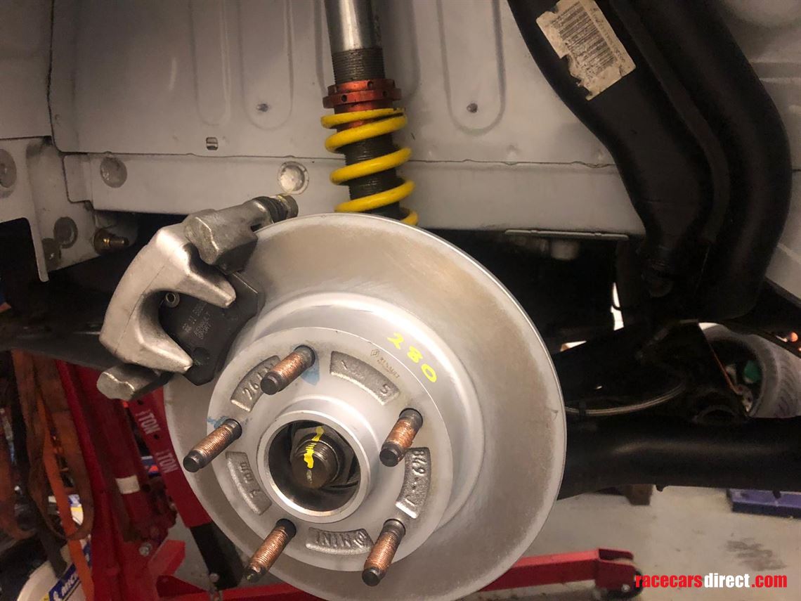 clio-cup-gen-4-race-car---deposit-taken