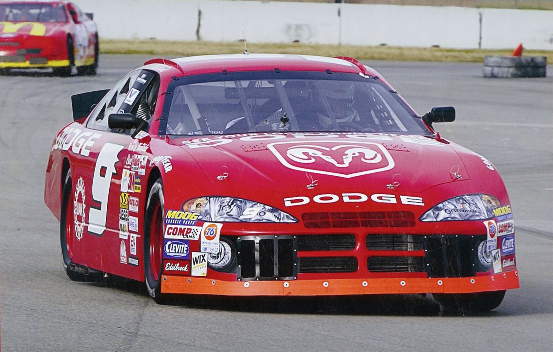 evernham-elliott-9---bill-elliott-2002