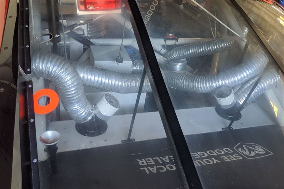 evernham-elliott-9---bill-elliott-2002