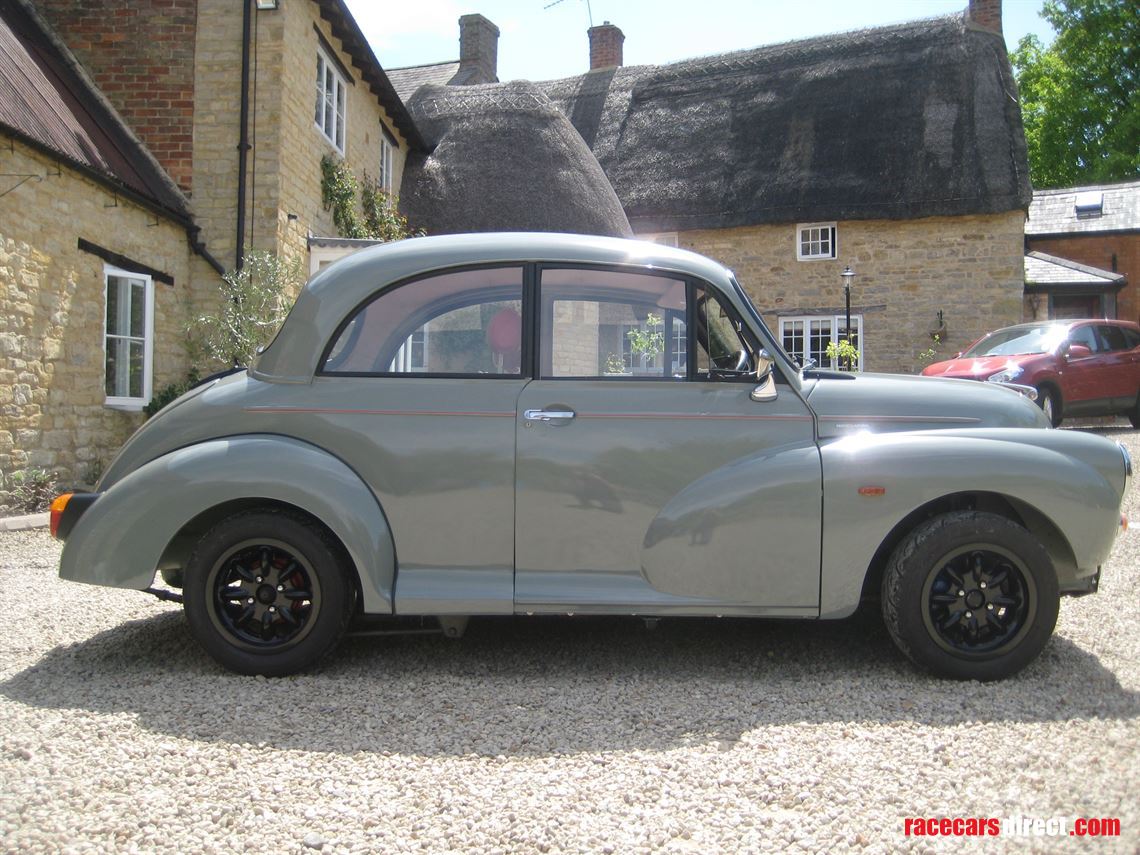 morris-minor-2-door