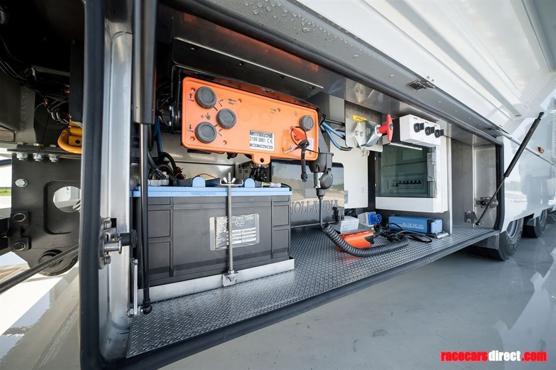 pro-series-race-trailer-by-stella-works